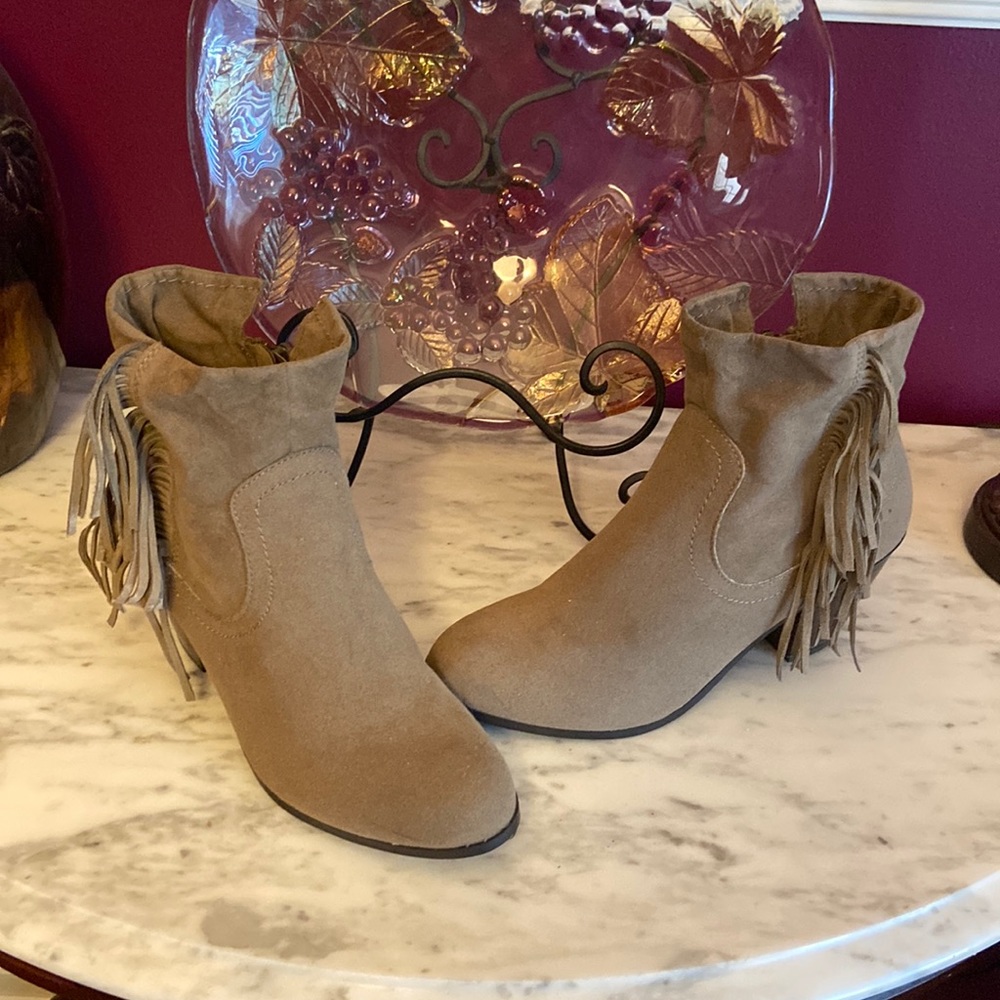 Apt 9 booties